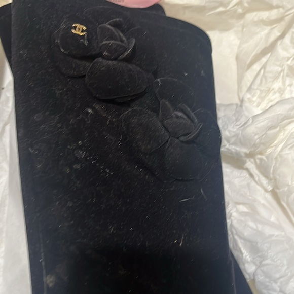 CHANEL Velvet Camellia High Boots size 37. Comes w orig. box. 100% authentic - Picture 7 of 8